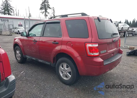 2012 Ford Escape Xlt z USA, uszkodzony, nr VIN 1FMCU0D74CKB67703